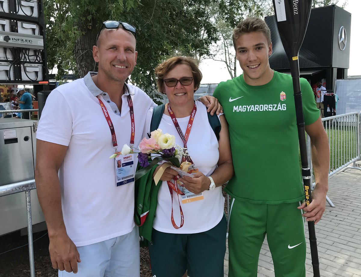 Hálás a fiának, de a családjára a legbüszkébb