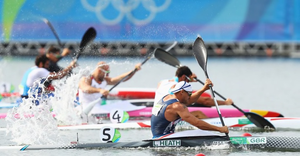 Nem lesz 200 egyes női, és férfi kajakban