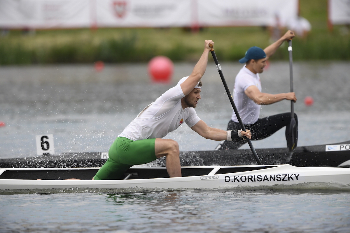 Kajak egyesben és női négyesben jó előjelek