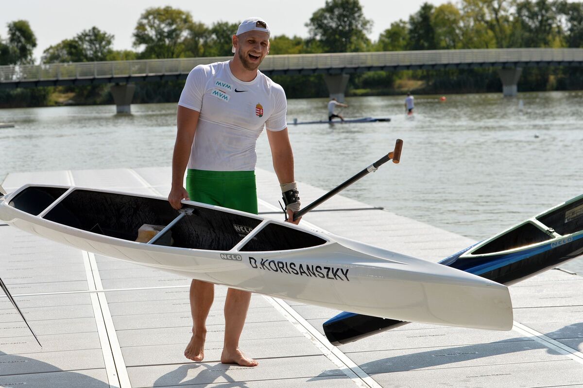 Két érem szombat délelőtt