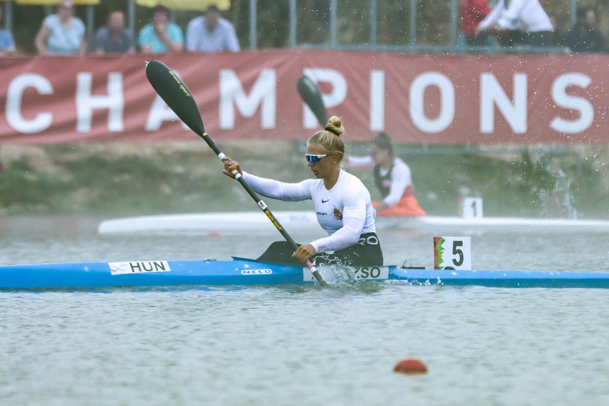 Két érem szombat délelőtt