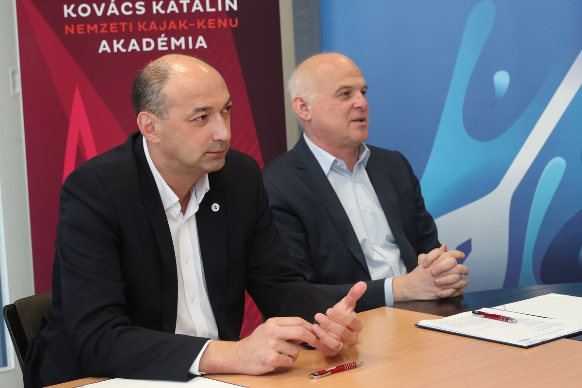 Háromoldalú megállapodás a TF-el