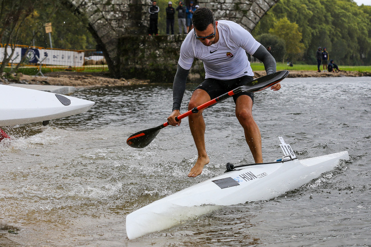 Kisbán Zsófia ezüstérmes, kettős magyar siker az ifjúságiaknál