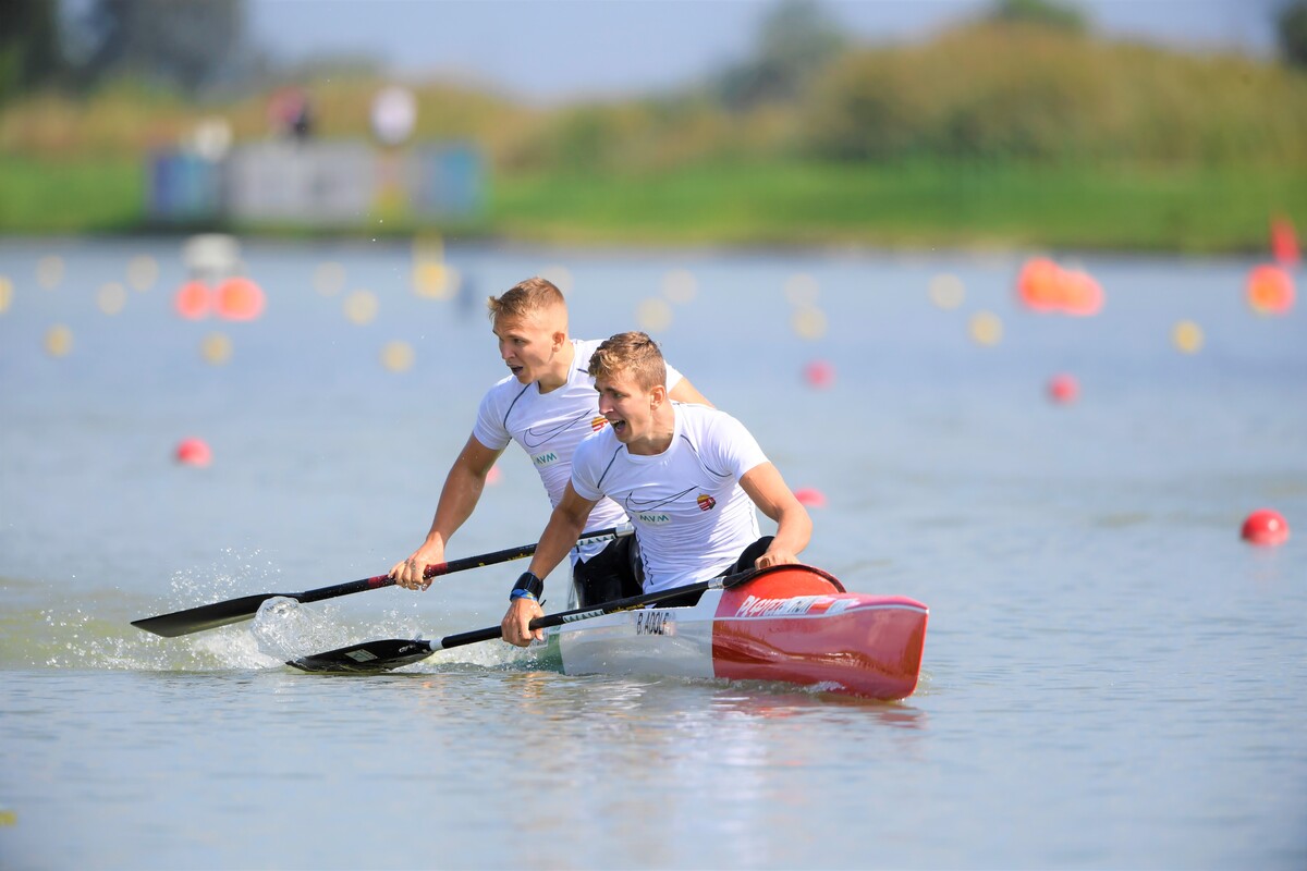 Újabb 8 aranyat zsebeltek be a magyar versenyzők a Maty-éren