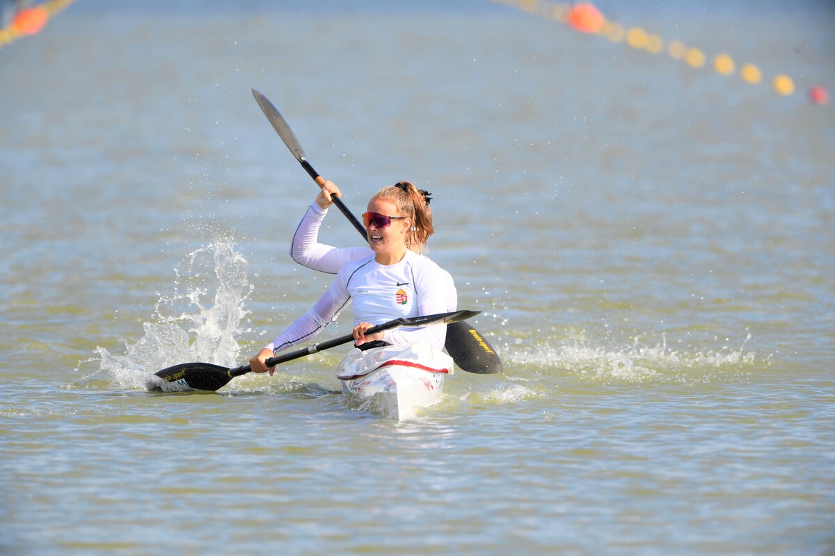 Újabb 8 aranyat zsebeltek be a magyar versenyzők a Maty-éren