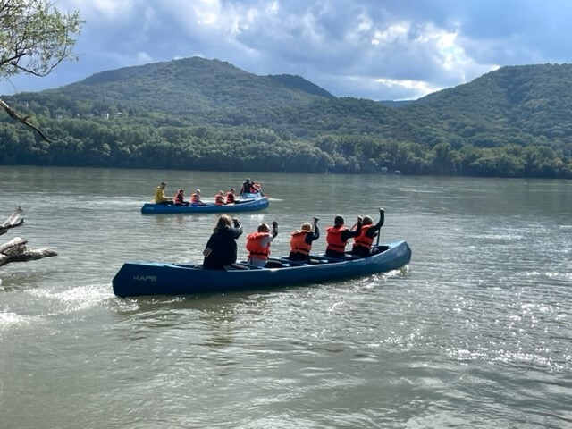 Bringás-kenus túra a Dunakanyarban