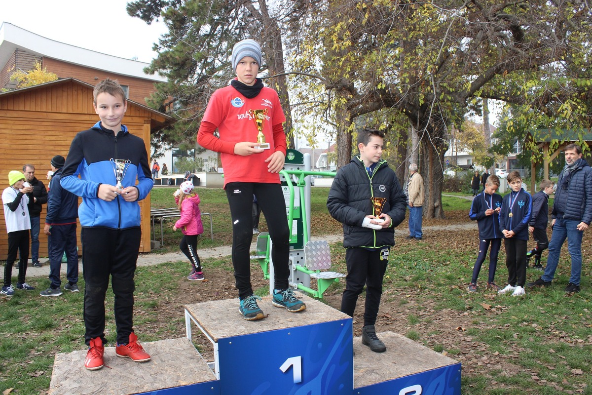 Cross Challenge és akadémiai évzáró Tatán