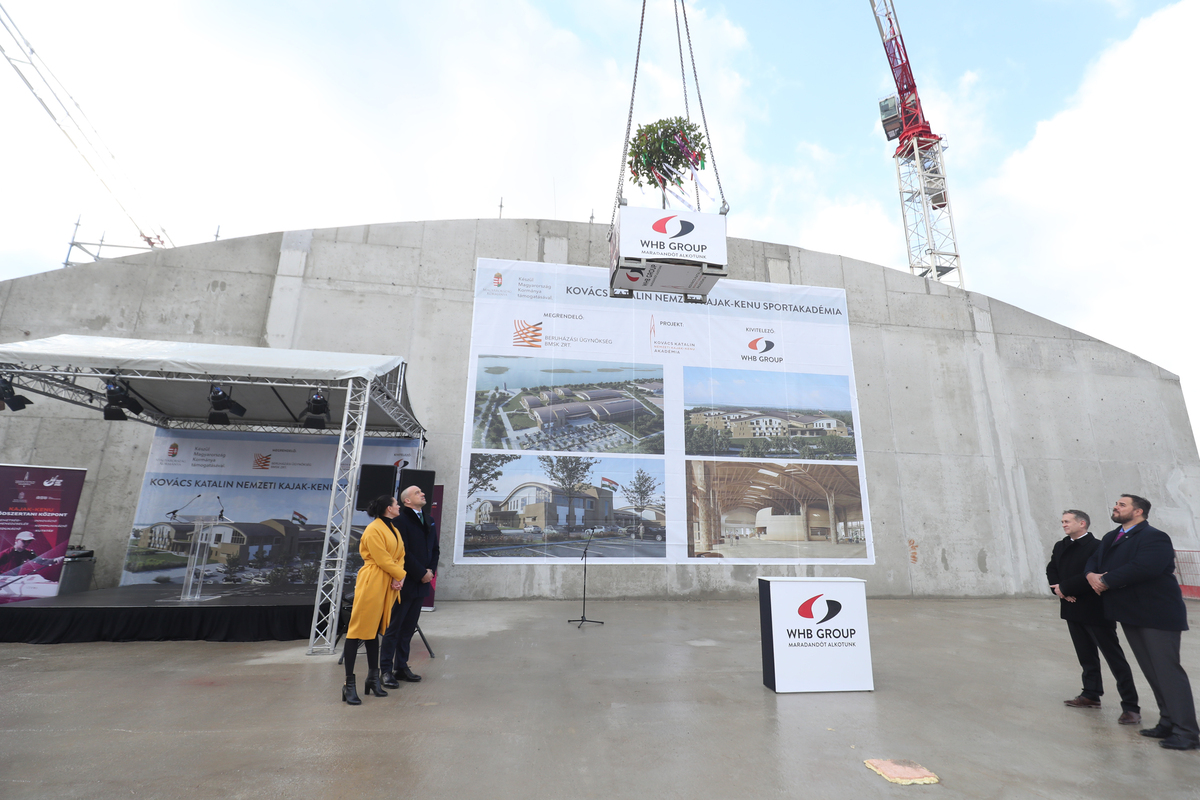 Bokrétaünnepség Sukorón