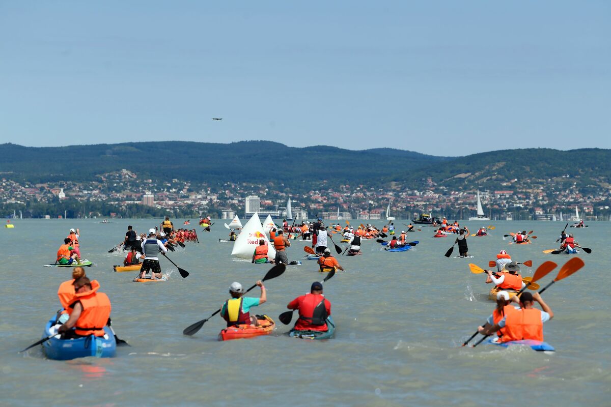 Július 15-én lesz a Hervis Balaton-átevezés