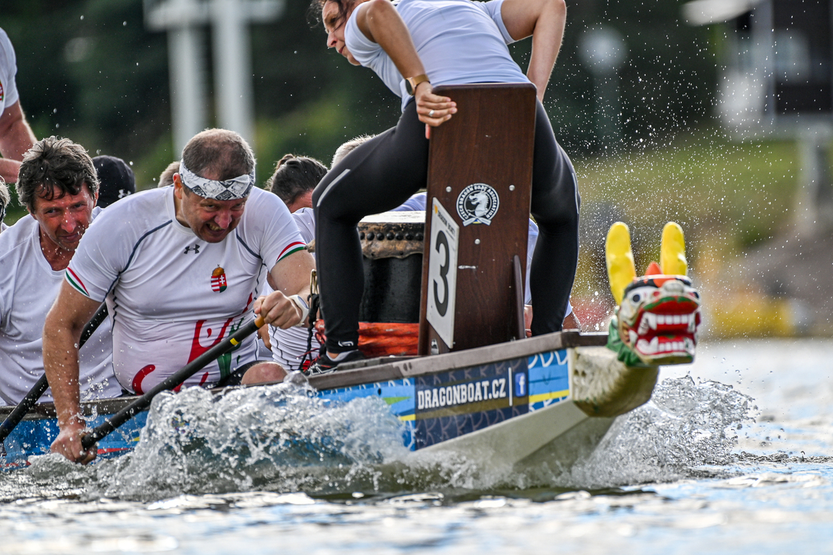 Elhunyt Szeltner Tibor, a Römi Sárkányhajó Klub tagja