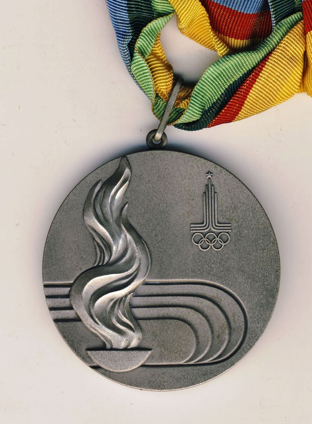 Beugrósból lett olimpiai ezüstérmes
