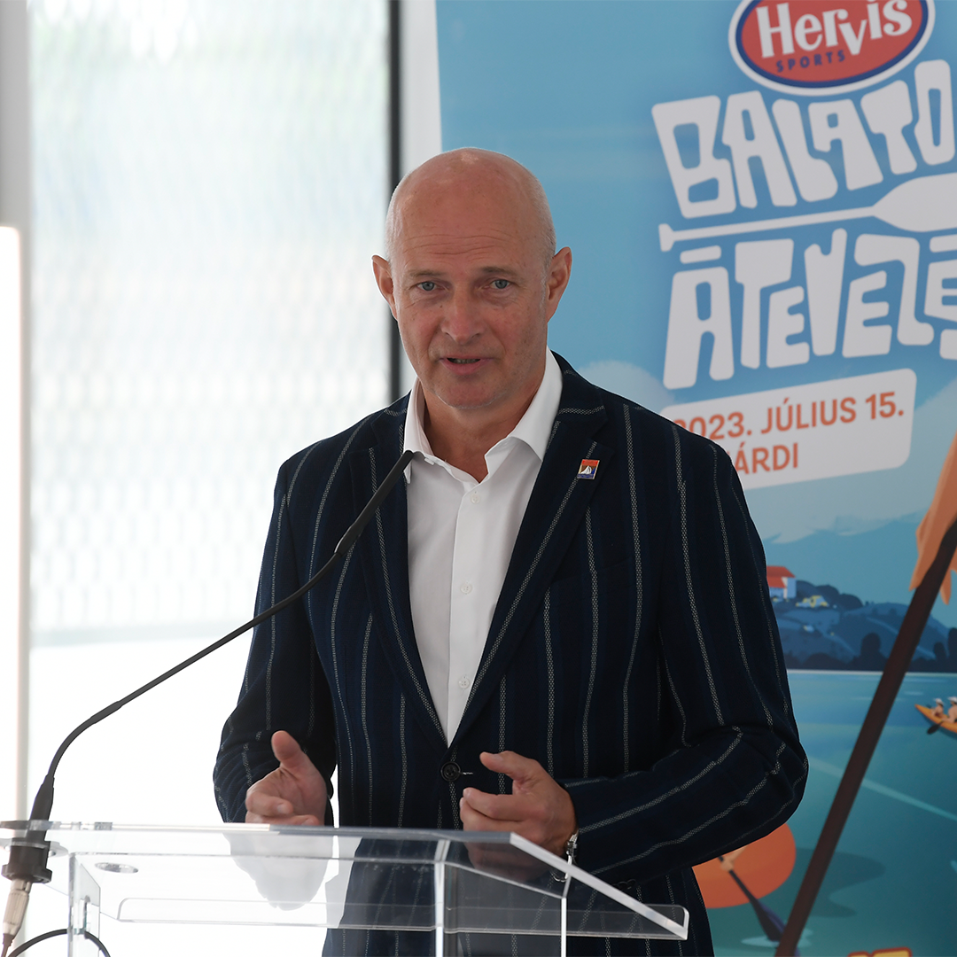 ”Evezd le keresztbe!” - július 15-én Hervis Balaton-Átevezés!